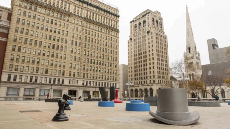 Game Over for Center City’s â€˜Your Move’ Artwork: Exploring the End of a Creative Era