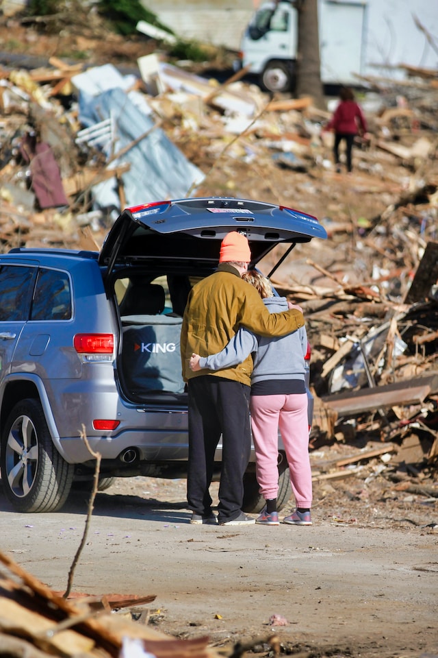 Devastation Unleashed: Storms Ravage US Midwest and South, Leaving Tragedy in Their Wake