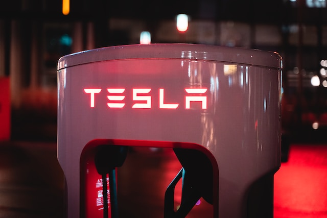 Washington State Mandates Tesla’s Charging Plug: A Game-Changer for EV Infrastructure