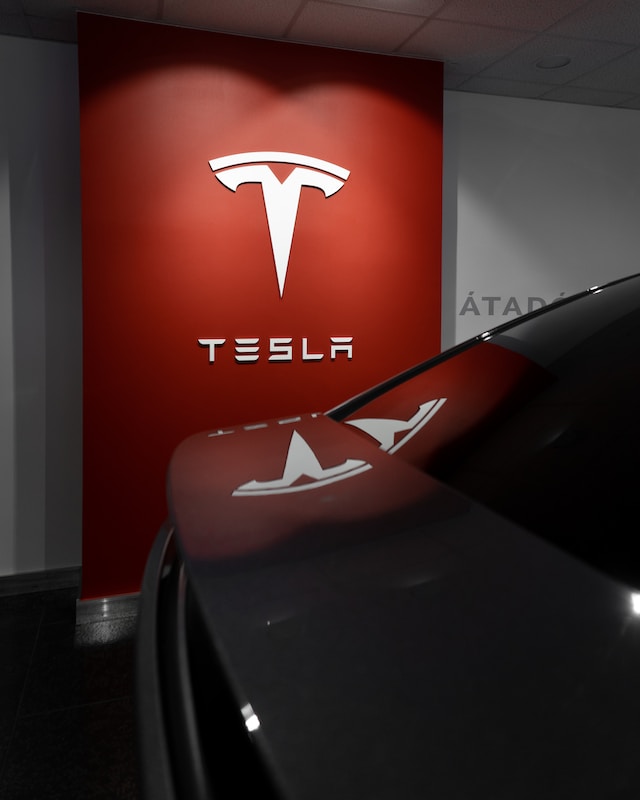 Tesla’s Hiring Initiative Slows Down as Musk Exerts Control