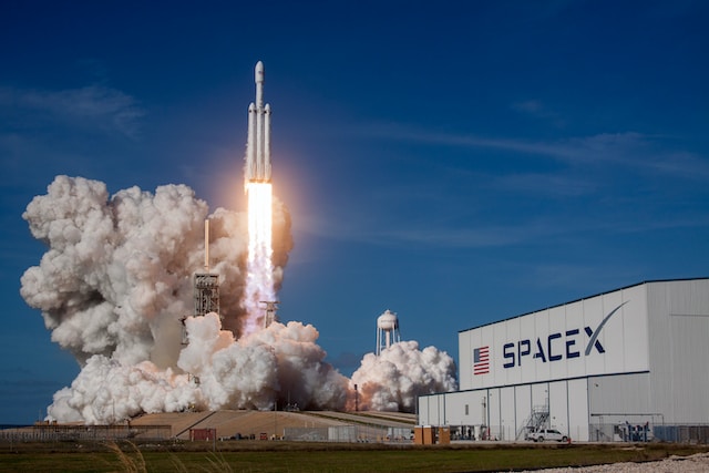 Achieving New Heights: SpaceX’s Profitable First Quarter Signals Soaring Revenues