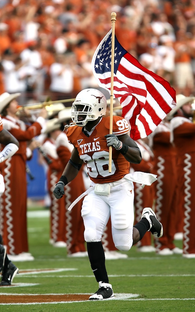 Big 12 College Football Conference Preview: Oklahoma and Texas Ready to Ride off into the Sunset