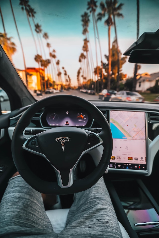 Tesla’s First Autopilot Fatality Trial: A Watershed Moment