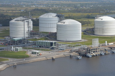 US LNG Projects Secure Higher Processing Fees Amidst Rising Interest Rates