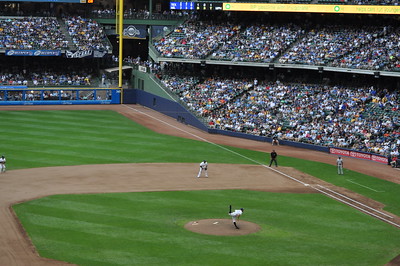 Brewers Aim to Regain Momentum Against Yankees: A Baseball Clash to Watch!