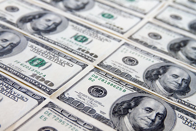 Dollar’s Global Dominance Unlikely to Wane Soon: Insights from BNY Mellon