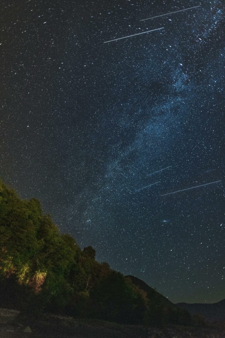 Perseid Meteor Shower 2024: A Celestial Spectacle of Shooting Stars and Glittering Stardust